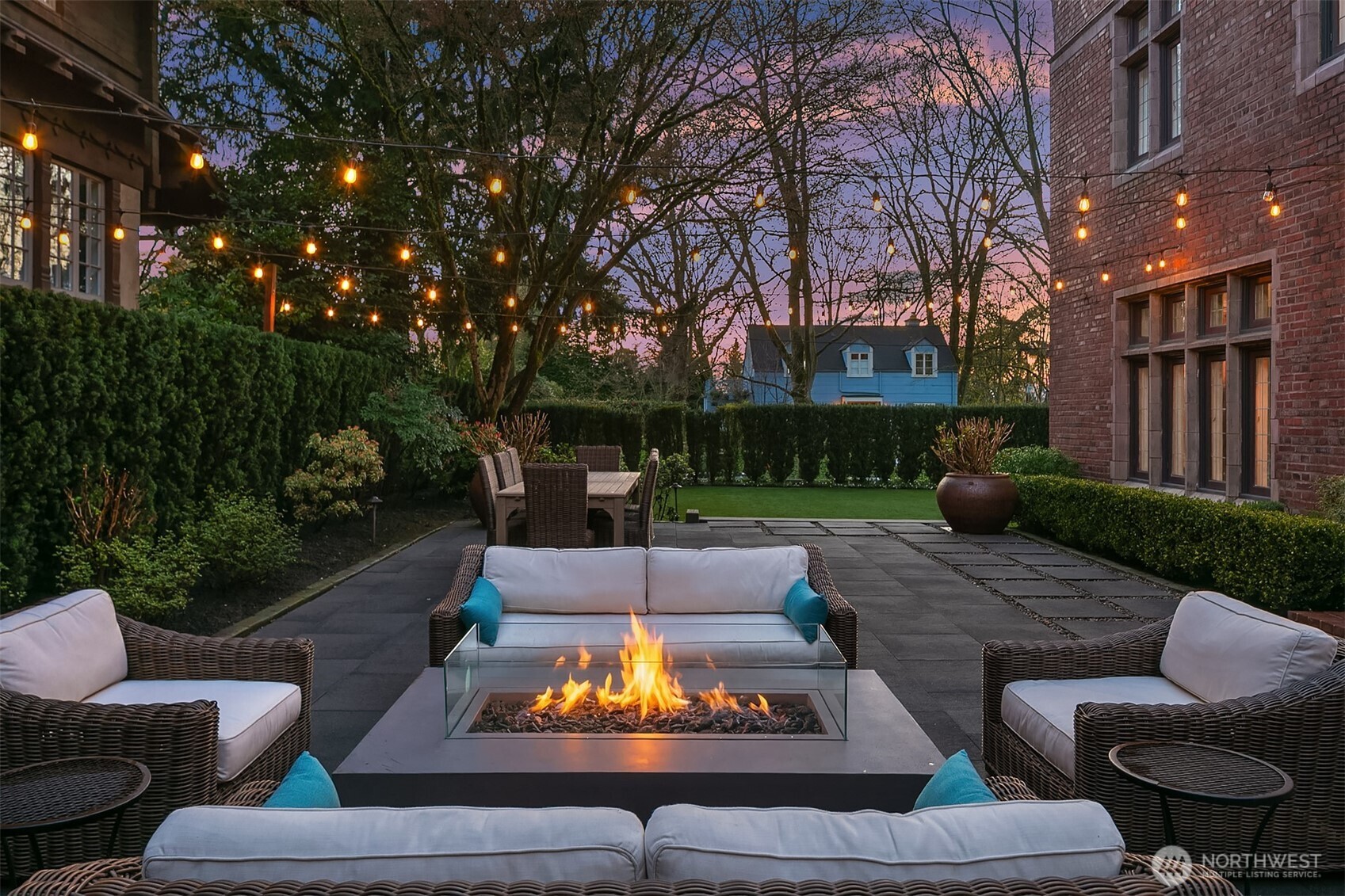 803 E Prospect Street , Seattle, WA 98102-4316