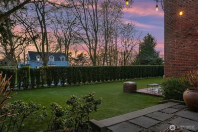 803 E Prospect Street , Seattle, WA 98102-4316 - Photo 35