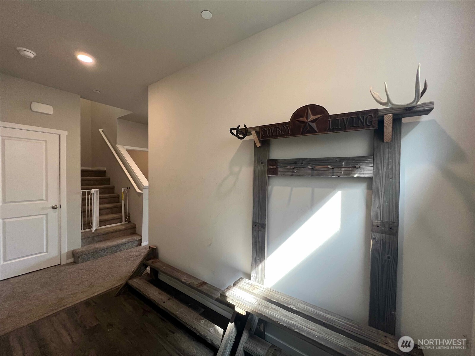 4262 Pronghorn Place , Bremerton, WA 98310