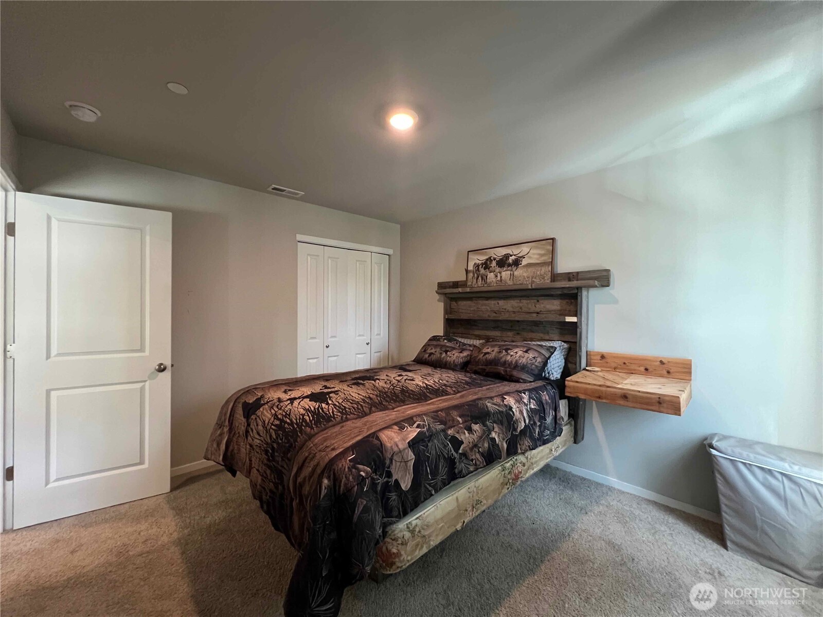 4262 Pronghorn Place , Bremerton, WA 98310