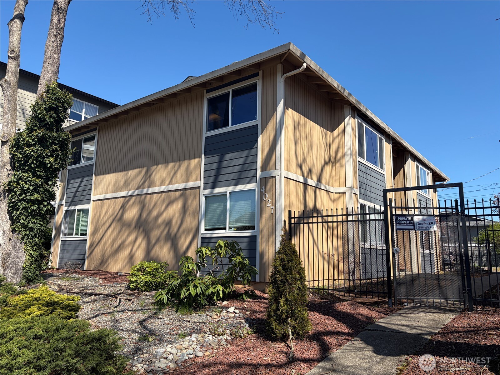 4027 S Warner Street , Tacoma, WA 98409