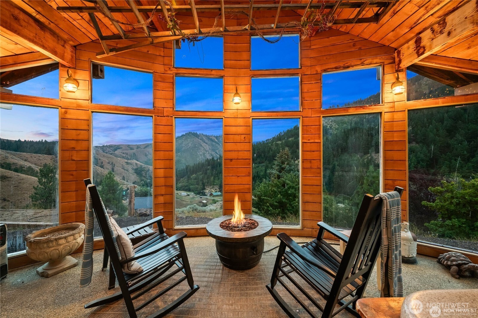 9505 Plateau Road , Cashmere, WA 98815