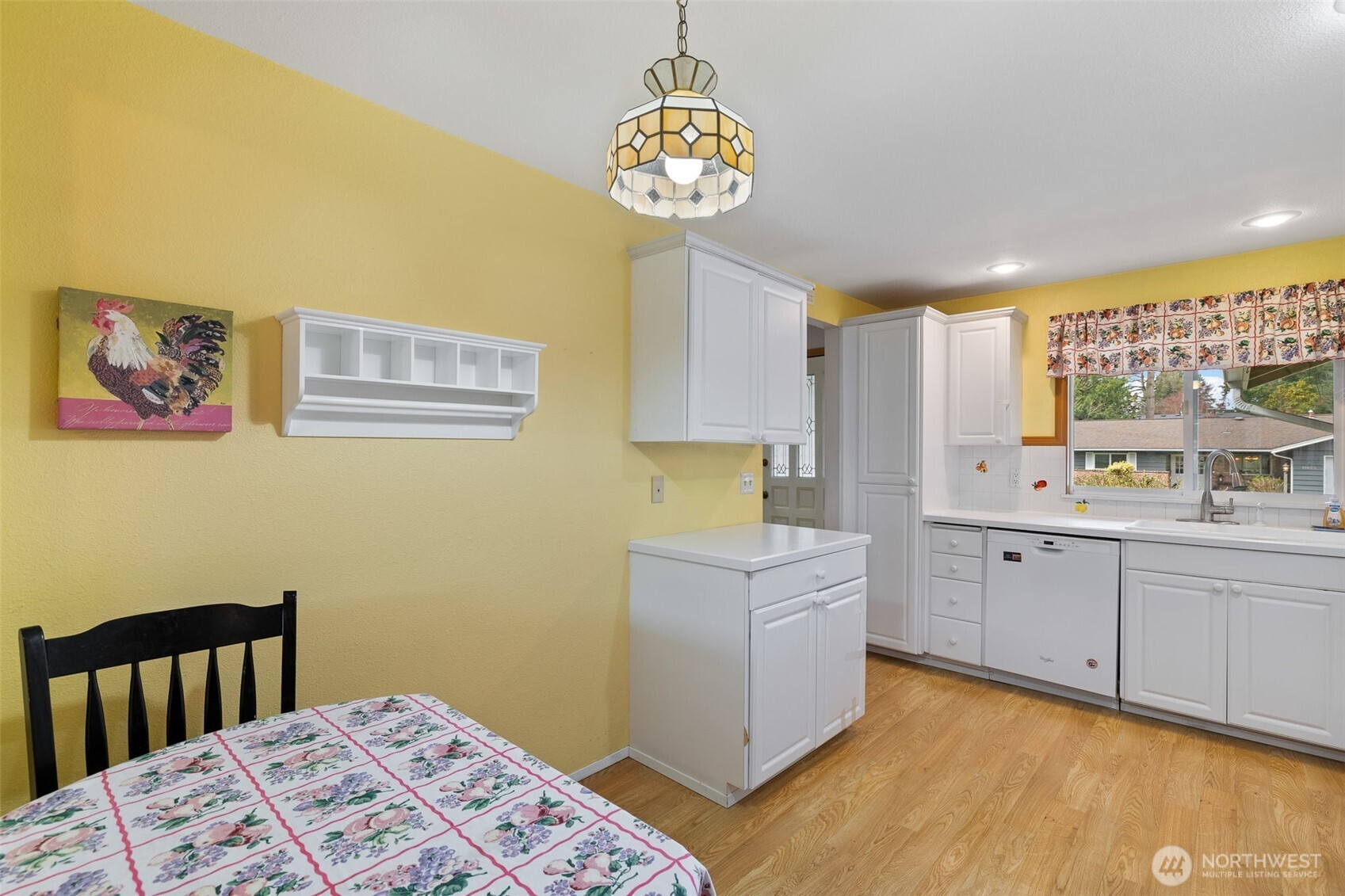 11626 111th Avenue NE, Kirkland, WA 98034