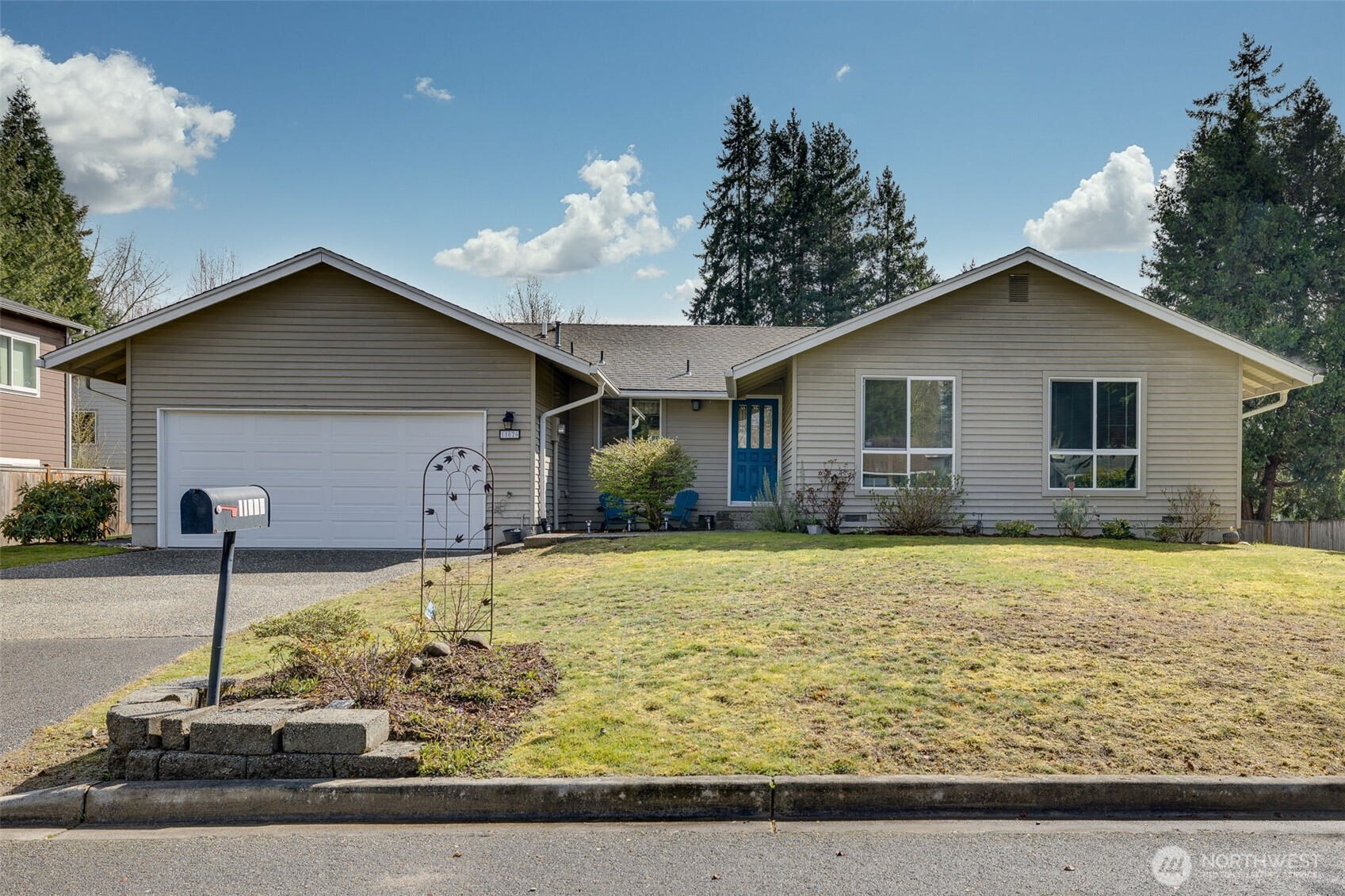 11626 111th Avenue NE, Kirkland, WA 98034