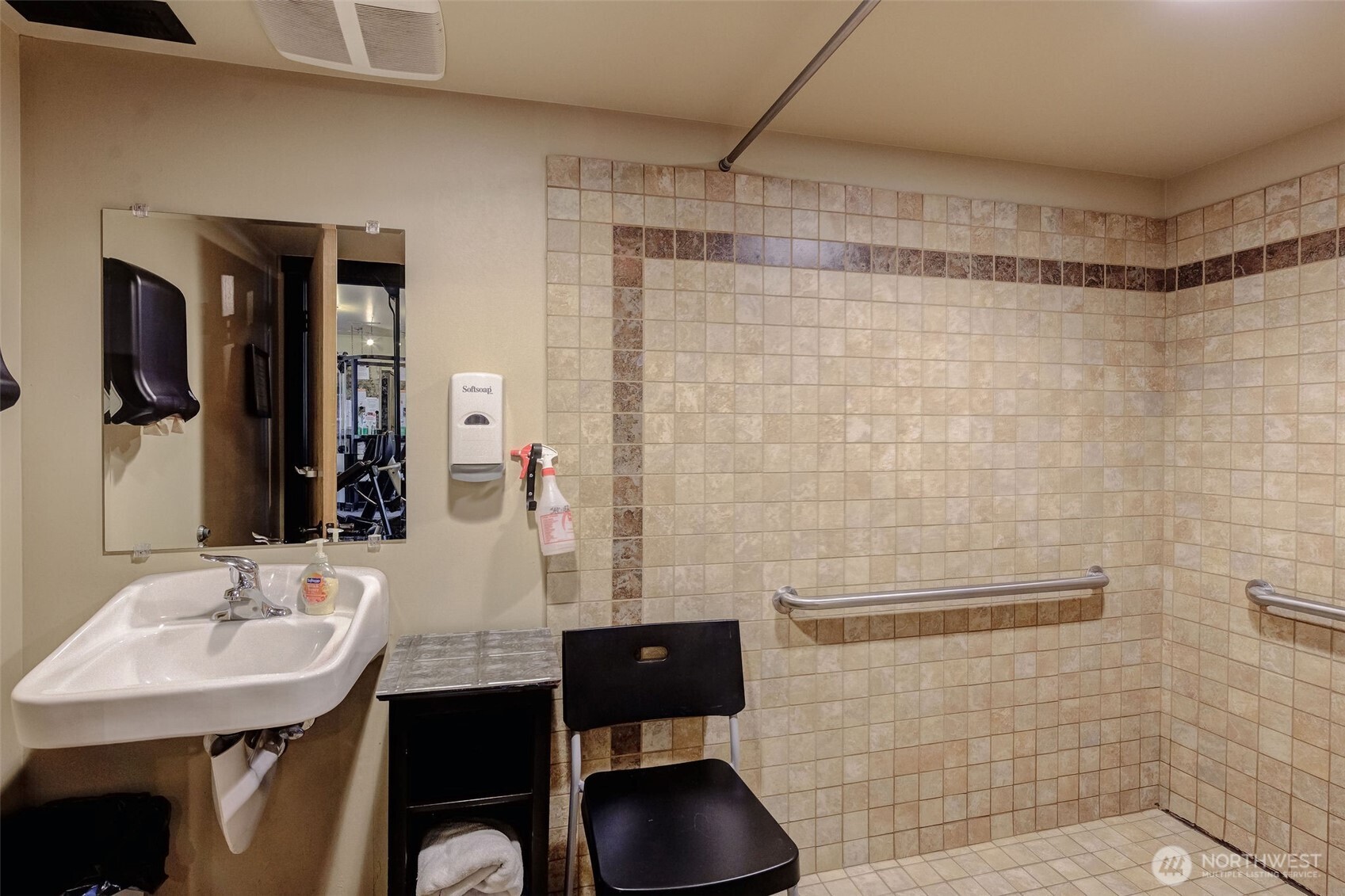 10171 Chumstick Highway #B, Leavenworth, WA 98826