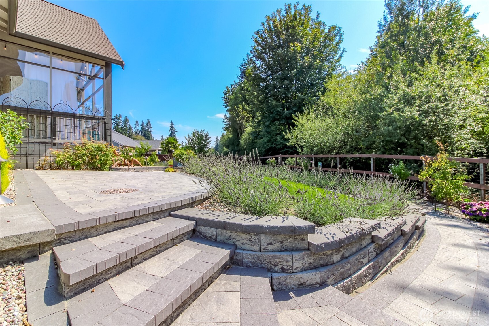 2927 Fenmoor Lane SE, Olympia, WA 98501