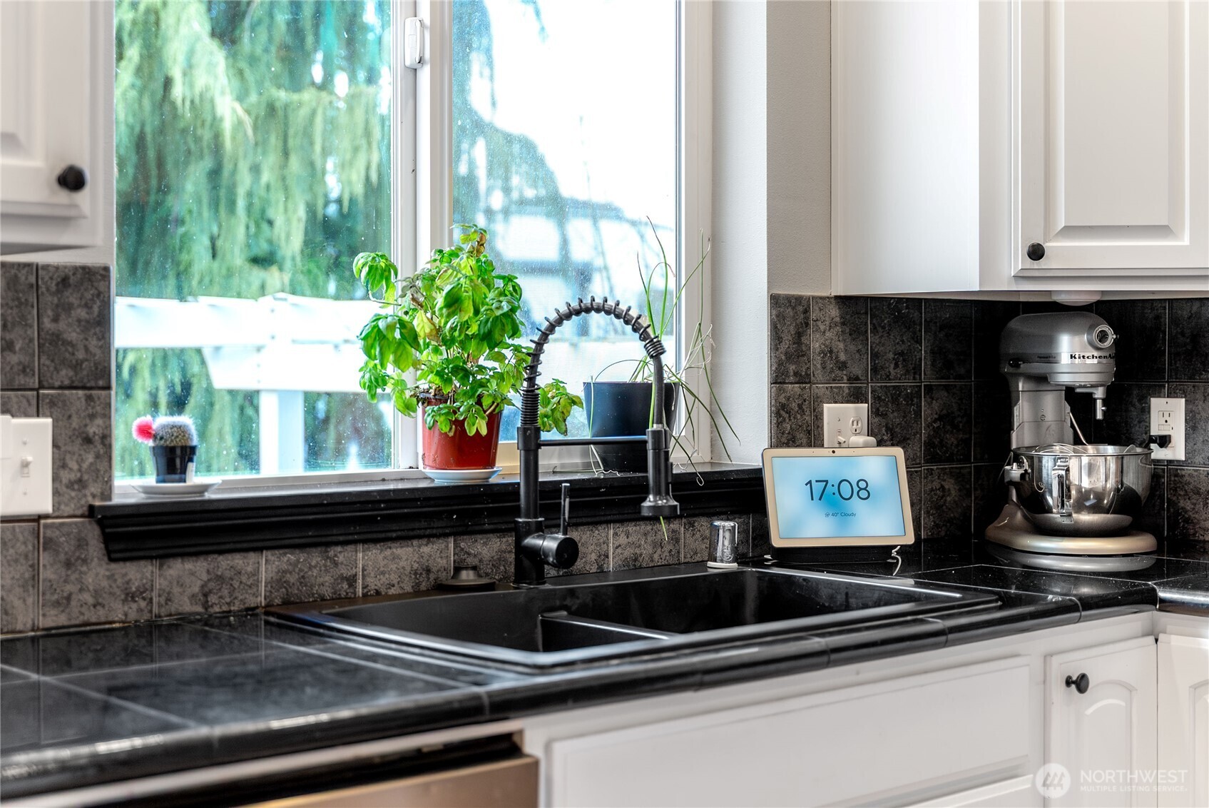 10018 Cascadian Avenue SE, Yelm, WA 98597