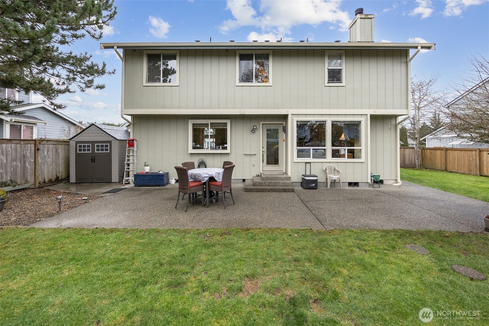 915 129th Street Ct E, Tacoma, WA 98445