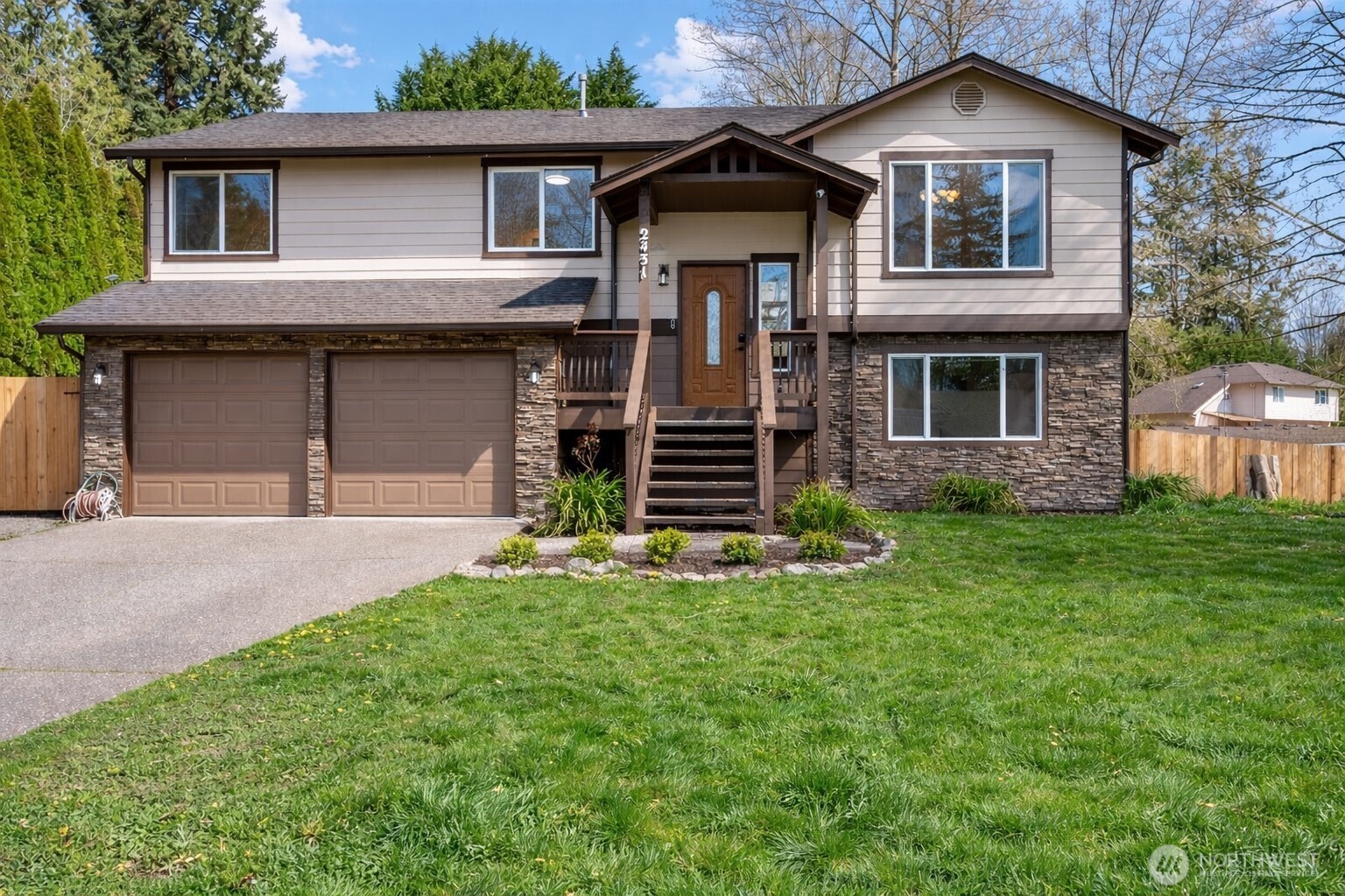 2431 110th Dr SE , Lake Stevens, WA 98258