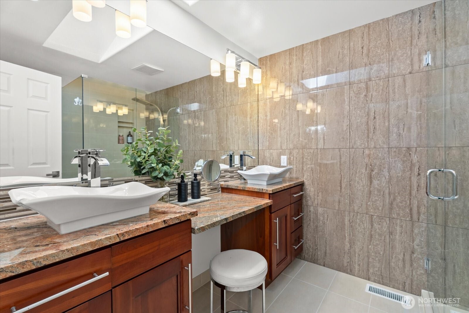 2431 110th Dr SE , Lake Stevens, WA 98258