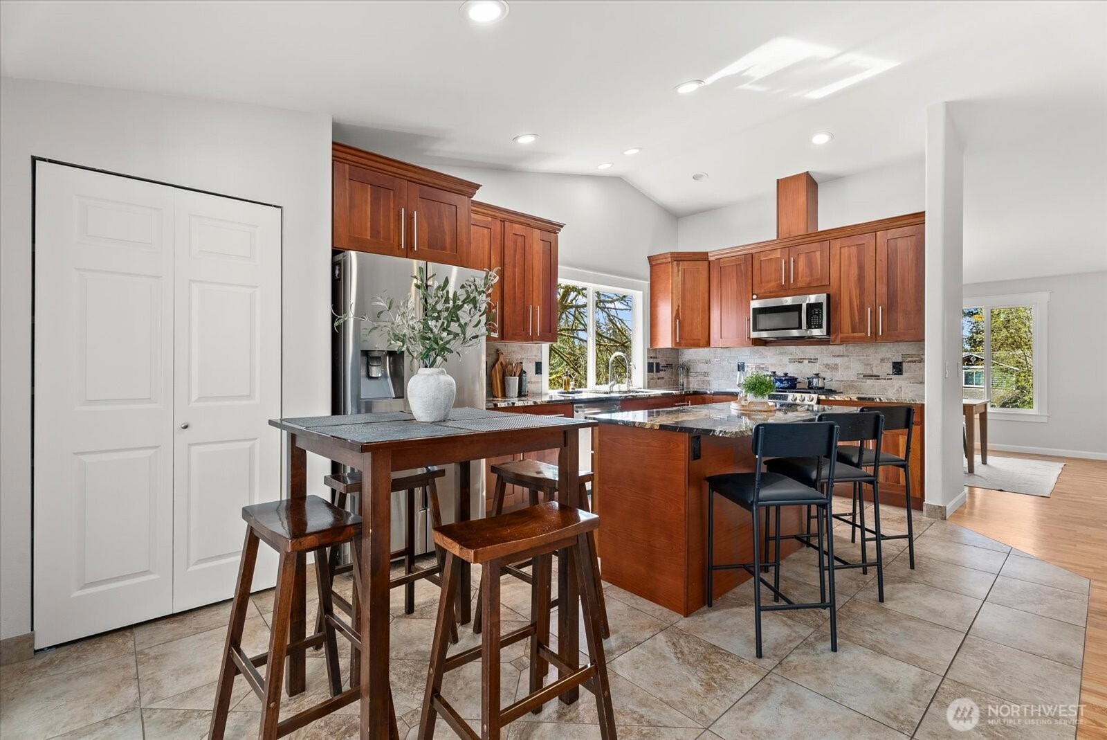 2431 110th Dr SE , Lake Stevens, WA 98258