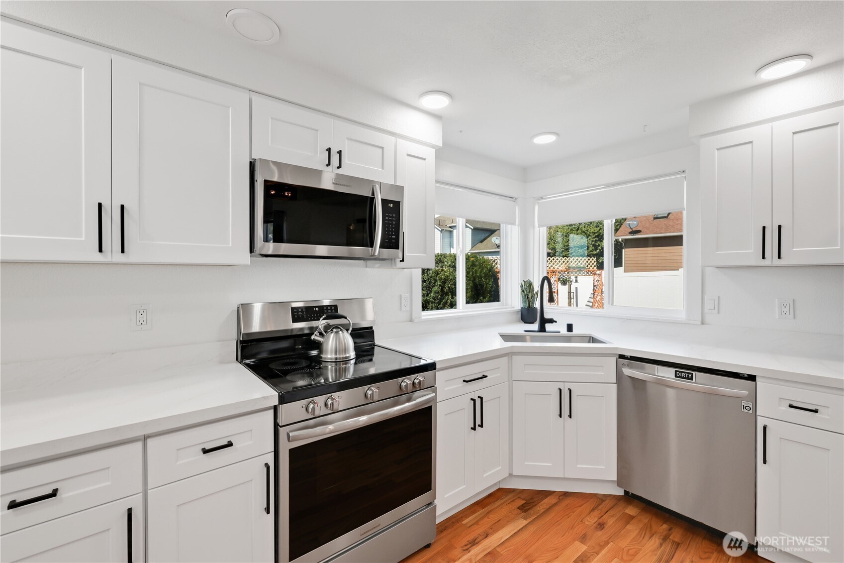 4313 Harbor Ridge Road NE, Tacoma, WA 98422