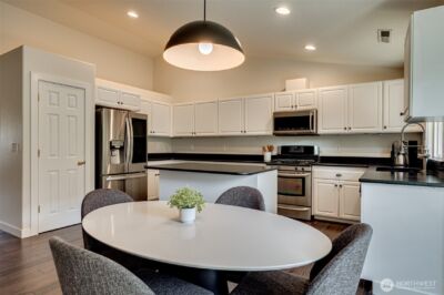 14711 NW 7th Place , Vancouver, WA 98685 - Photo 12