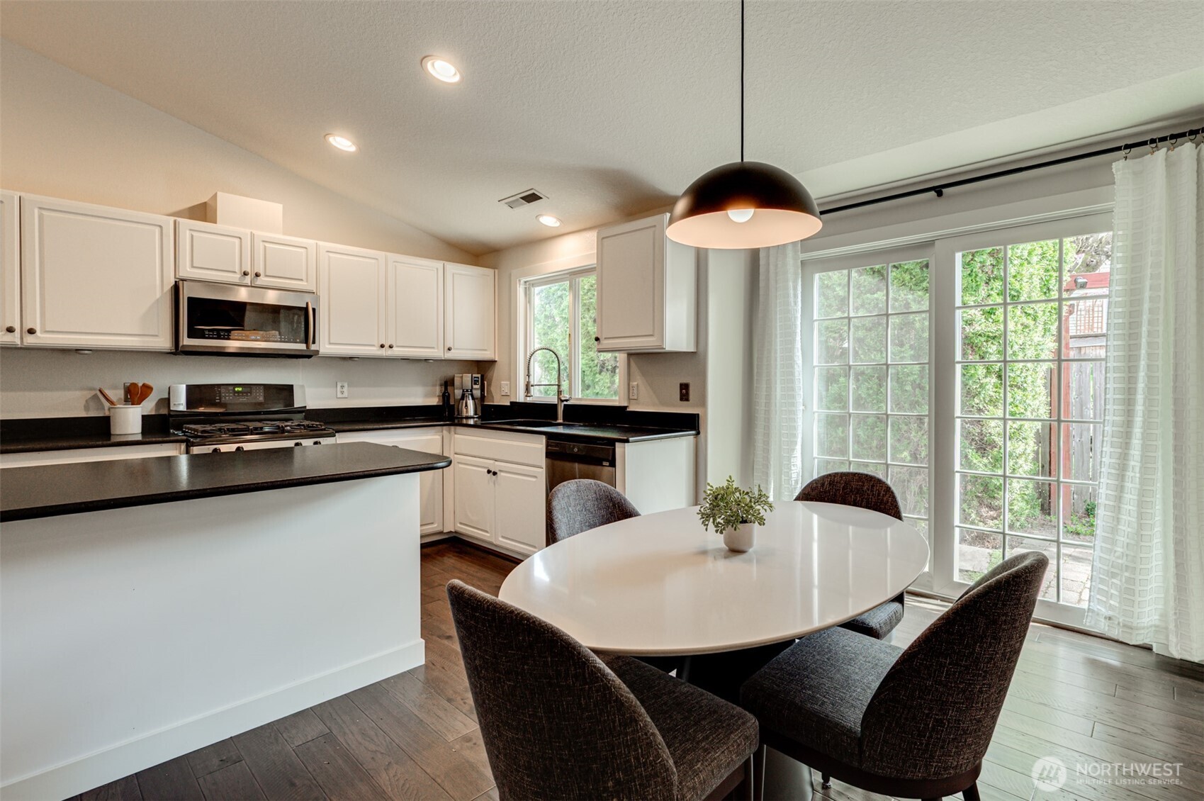 14711 NW 7th Place , Vancouver, WA 98685