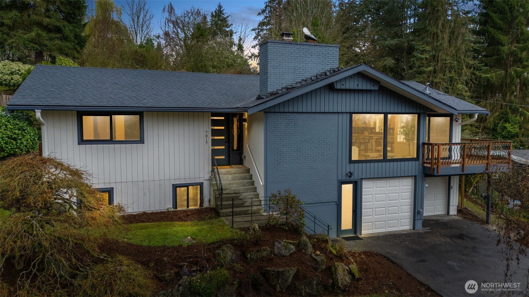 7017 NE 155th Place , Kenmore, WA 98028