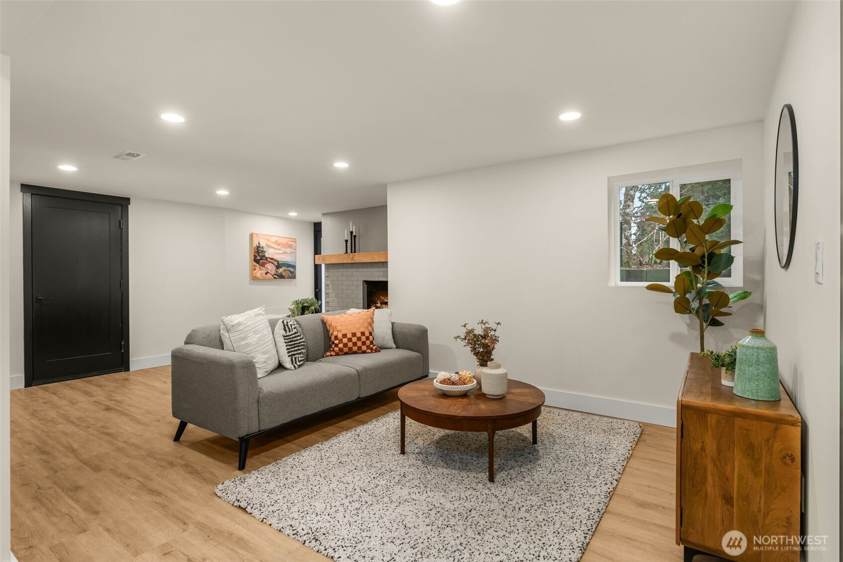 7017 NE 155th Place , Kenmore, WA 98028