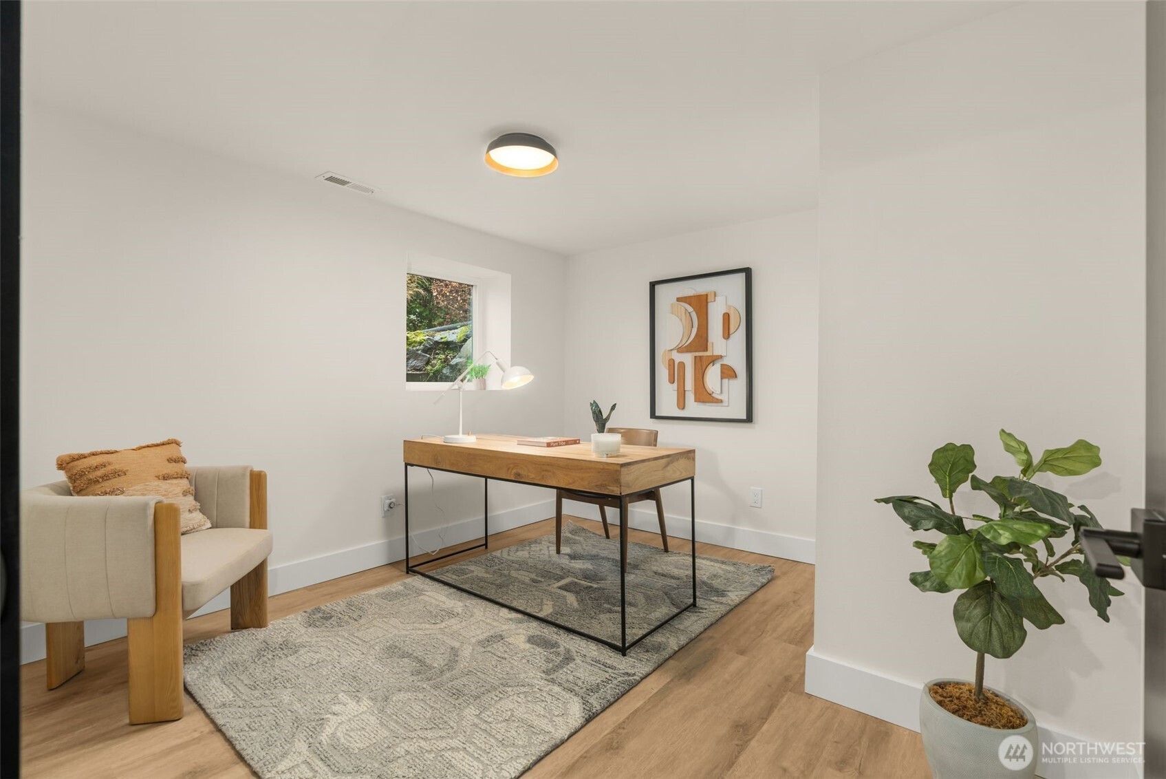 7017 NE 155th Place , Kenmore, WA 98028