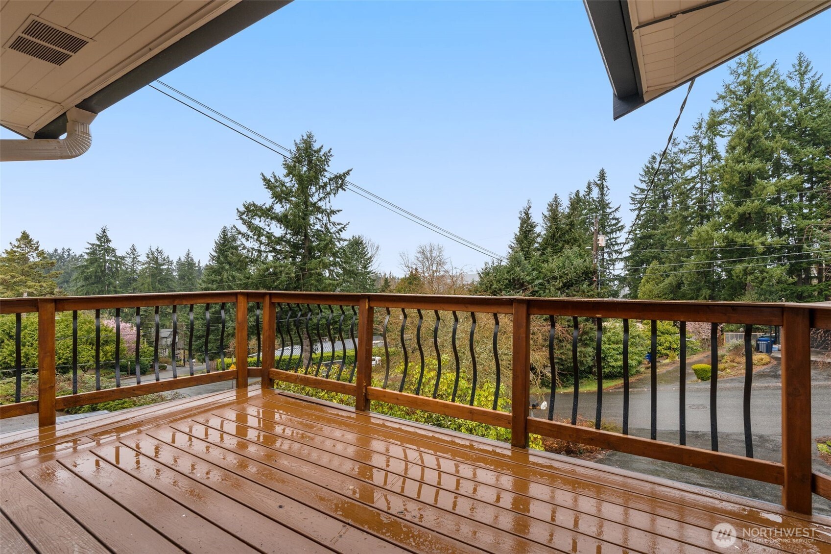 7017 NE 155th Place , Kenmore, WA 98028