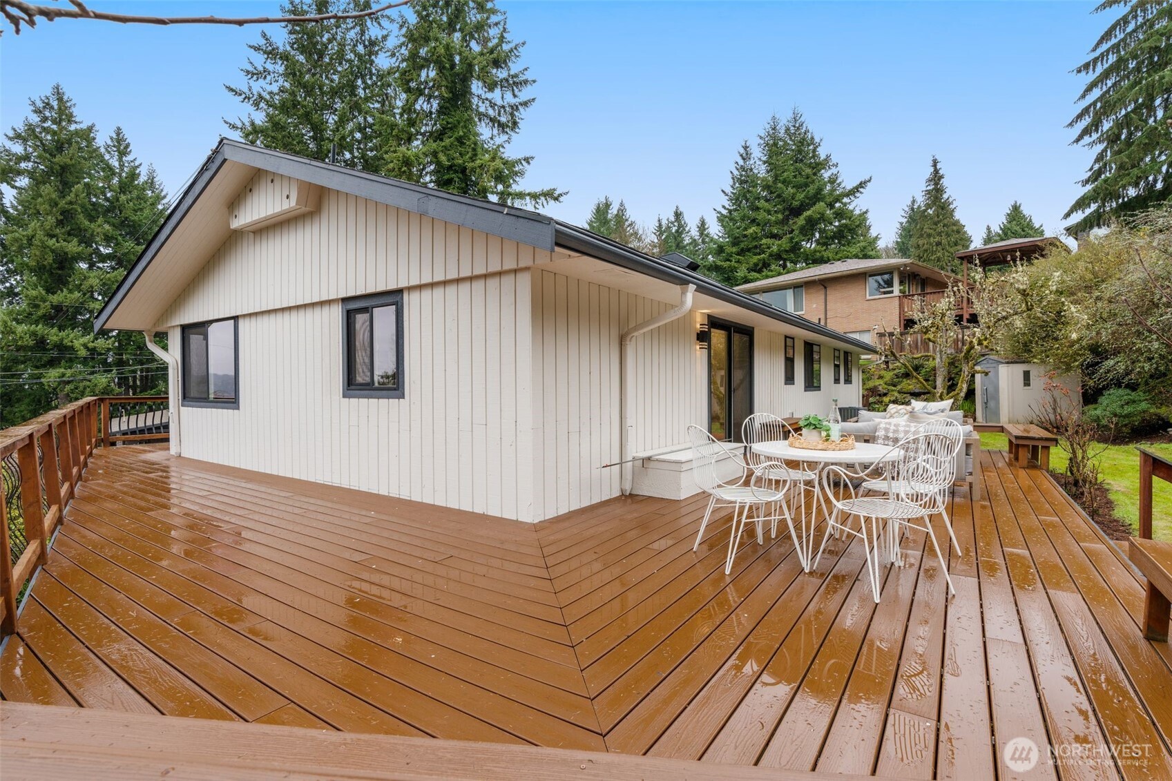 7017 NE 155th Place , Kenmore, WA 98028
