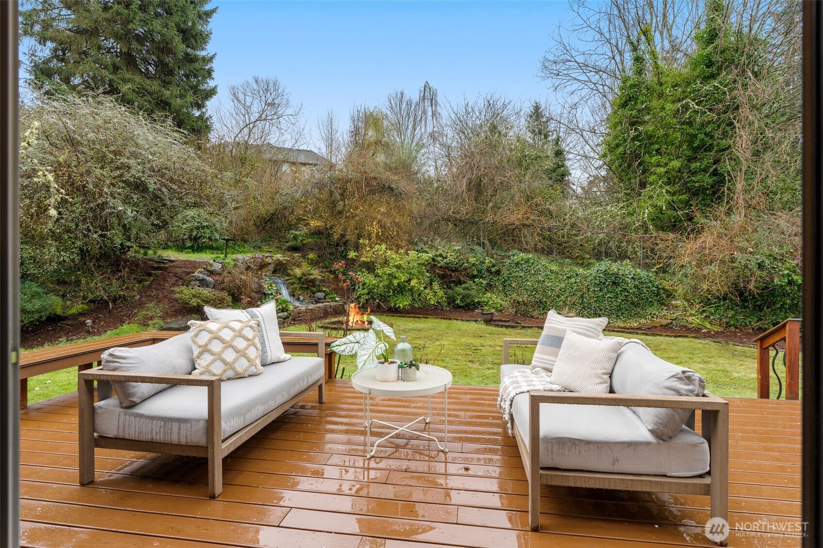 7017 NE 155th Place , Kenmore, WA 98028