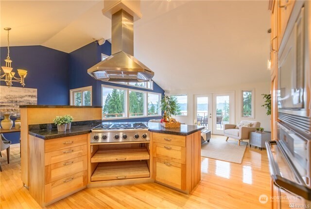 4056 172nd Place SE, Bellevue, WA 98008