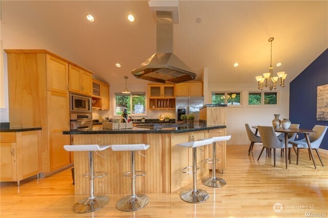 4056 172nd Place SE, Bellevue, WA 98008