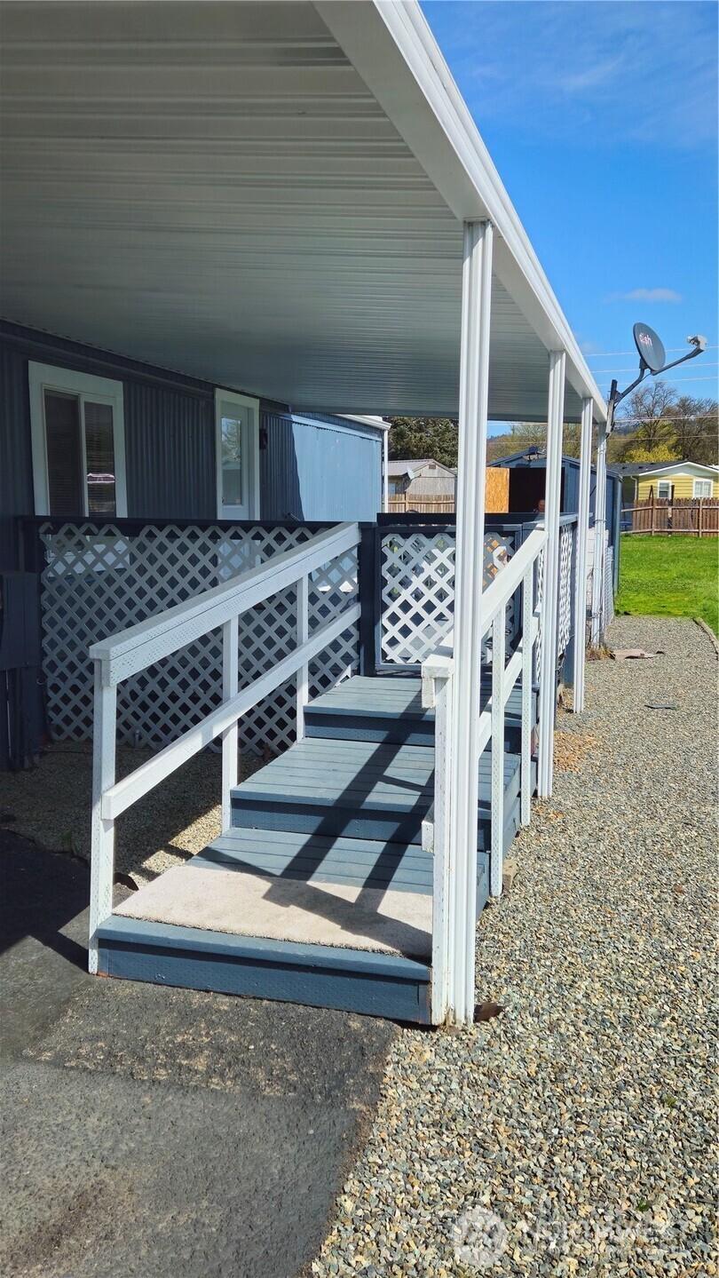 5600 Mt Solo Road #41, Longview, WA 98632