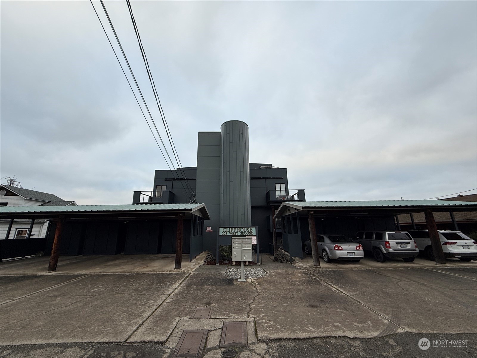 226 W 2nd Street #2, Port Angeles, WA 98362