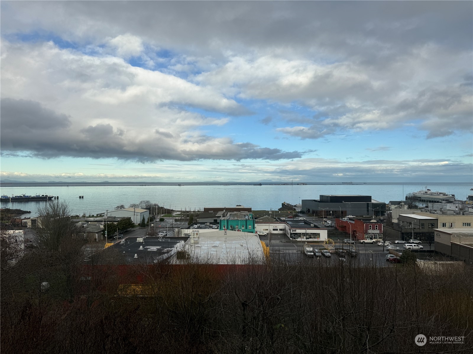 226 W 2nd Street #2, Port Angeles, WA 98362