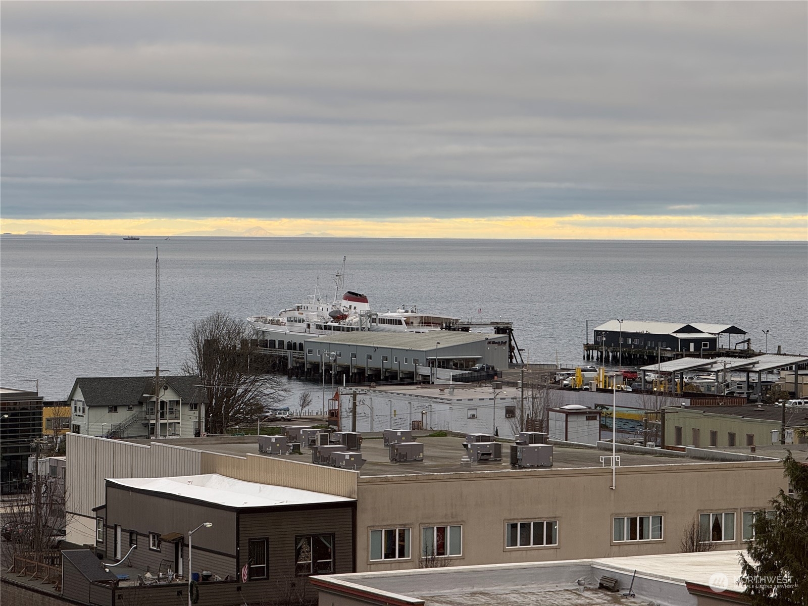 226 W 2nd Street #2, Port Angeles, WA 98362