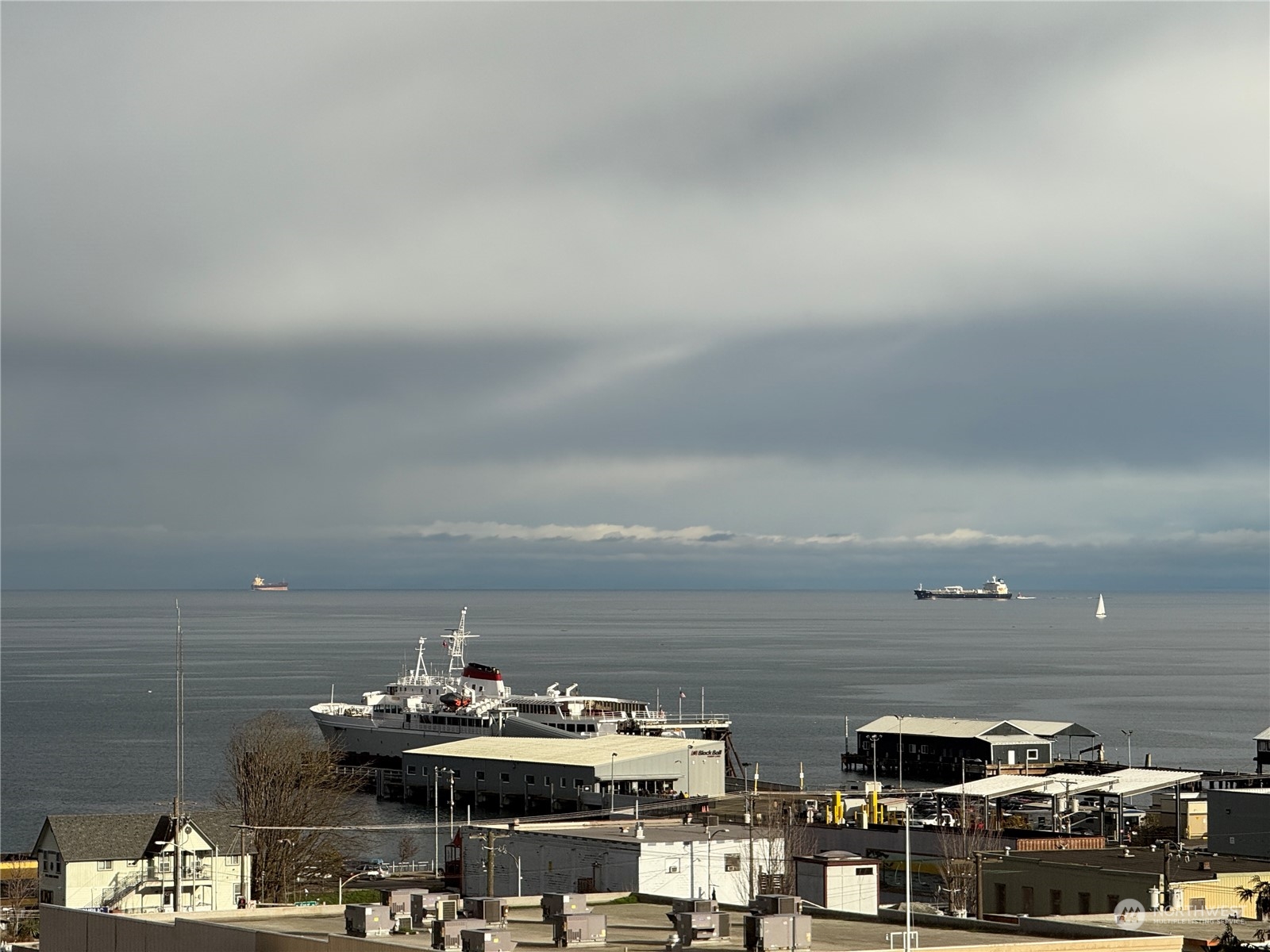 226 W 2nd Street #2, Port Angeles, WA 98362