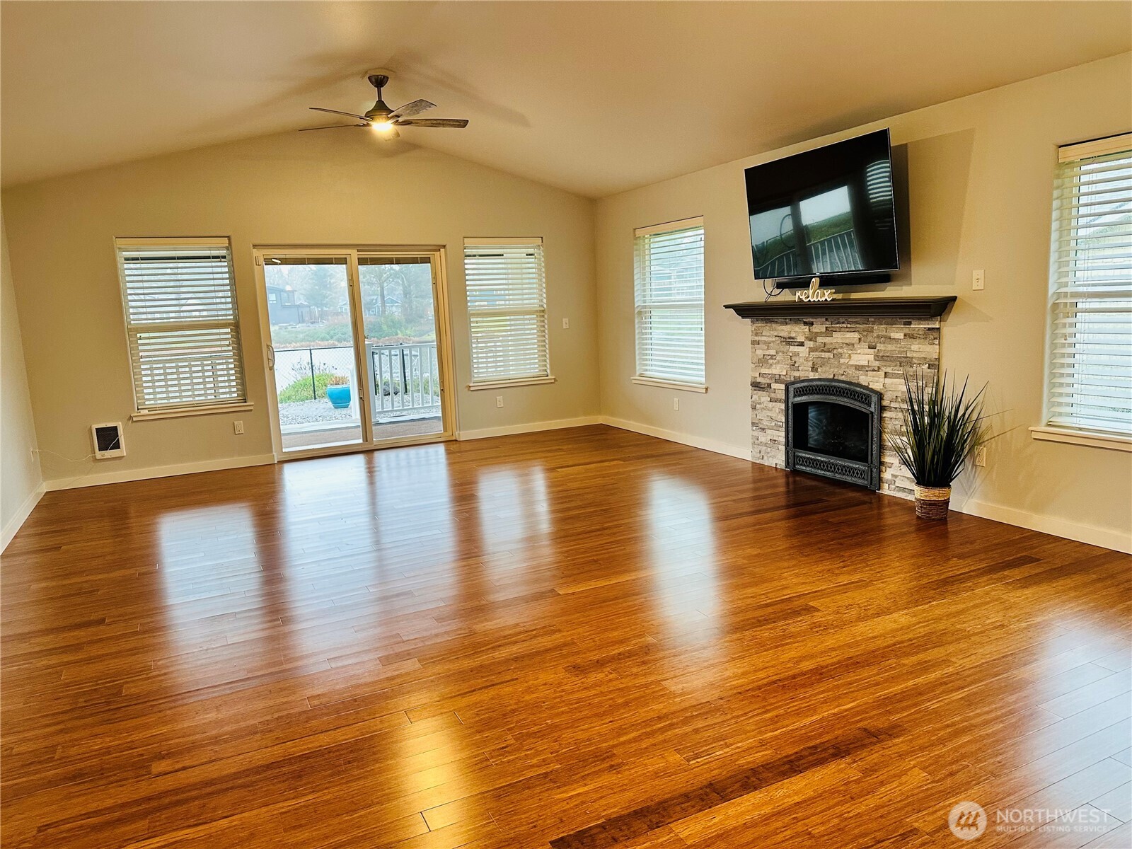 248 Chaparral Street SE, Ocean Shores, WA 98569