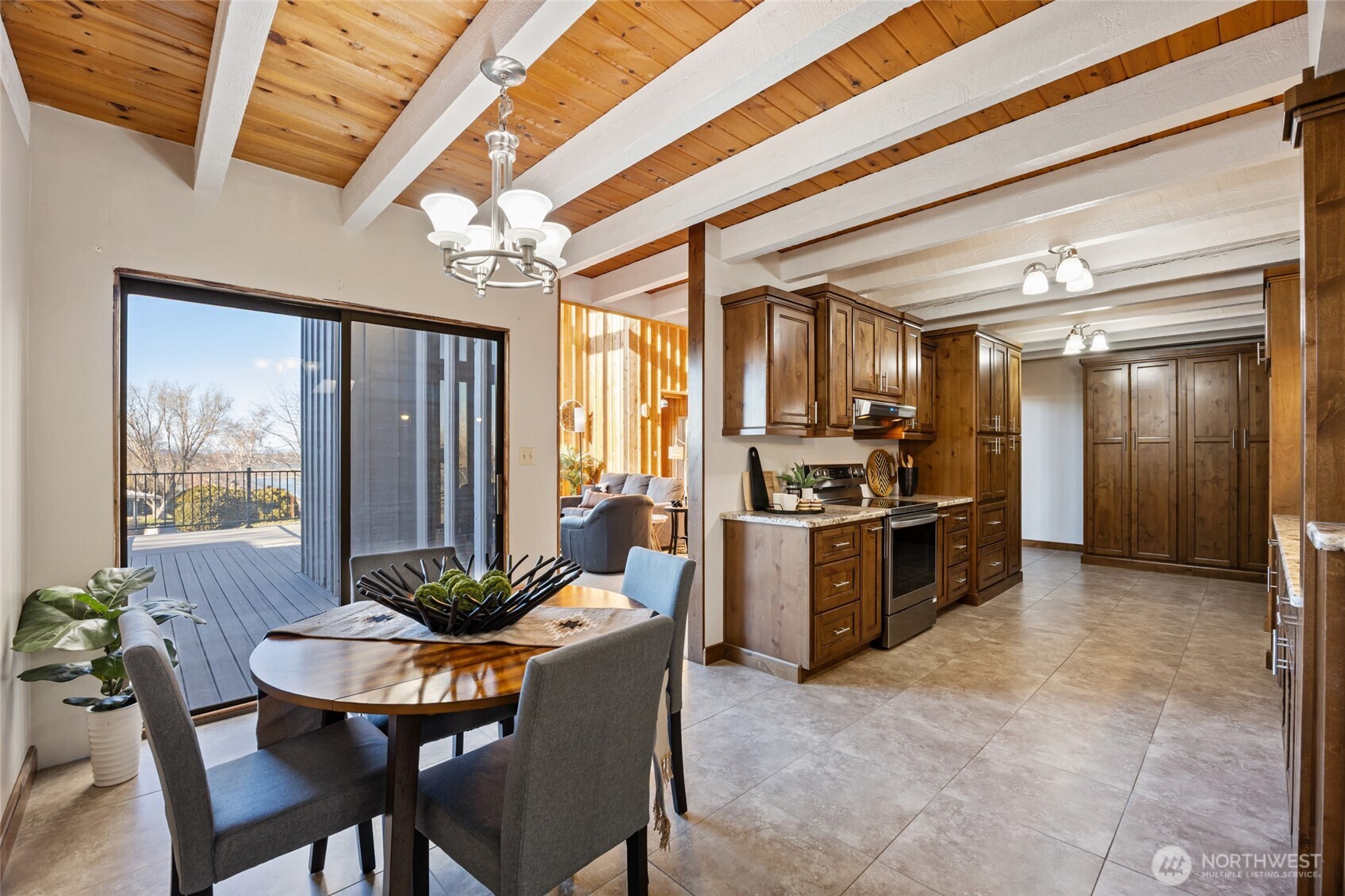 181 Pelican Drive SE, Moses Lake, WA 98837