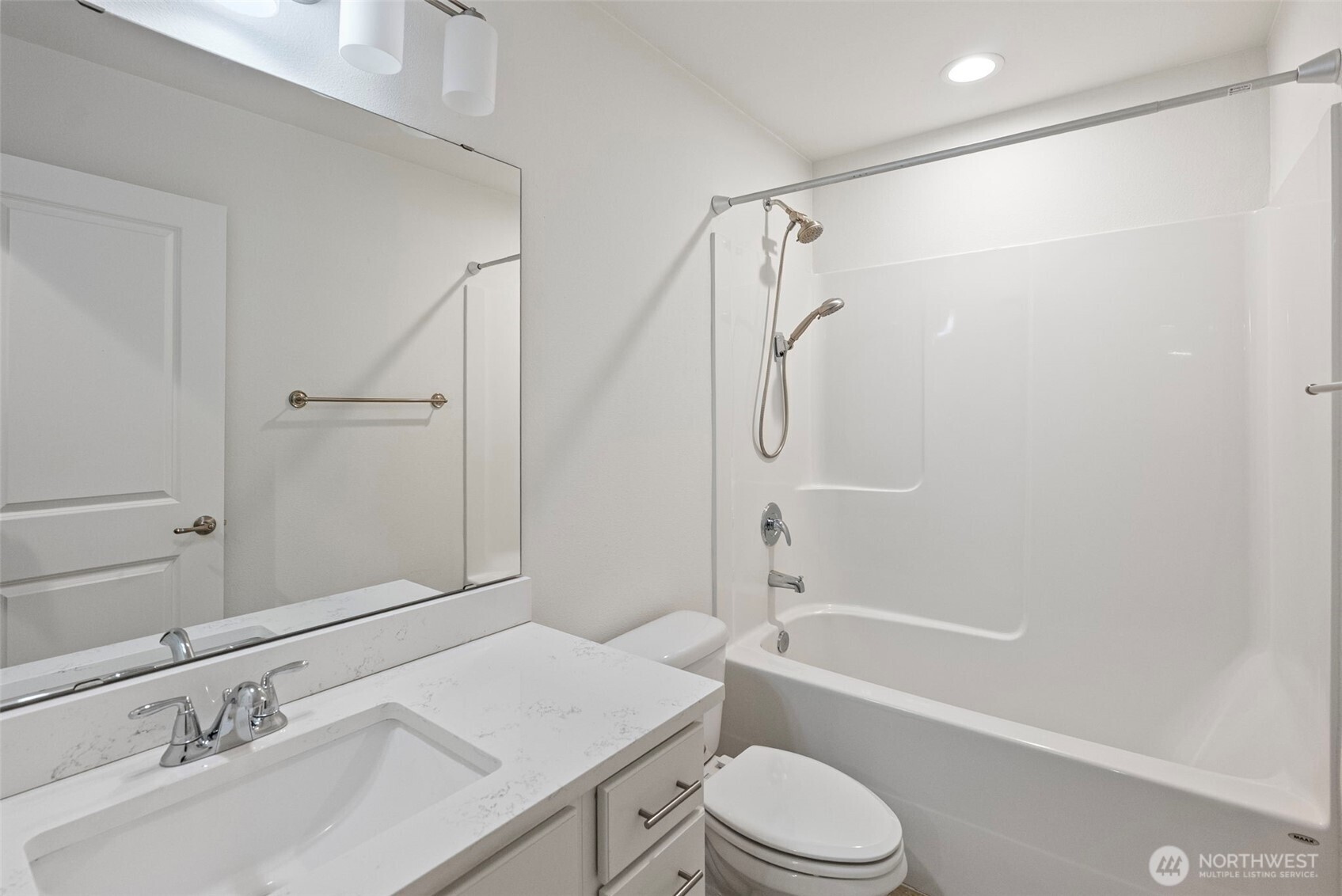 19107 17th Street Ct Sw , Lakebay, WA 98349