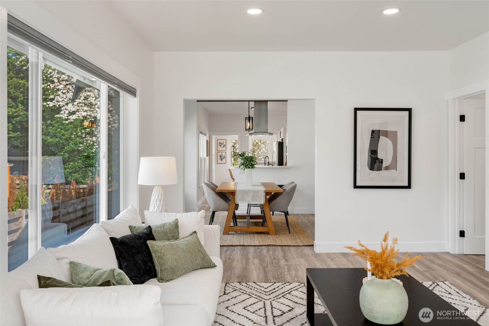 328 26th Avenue , Seattle, WA 98122