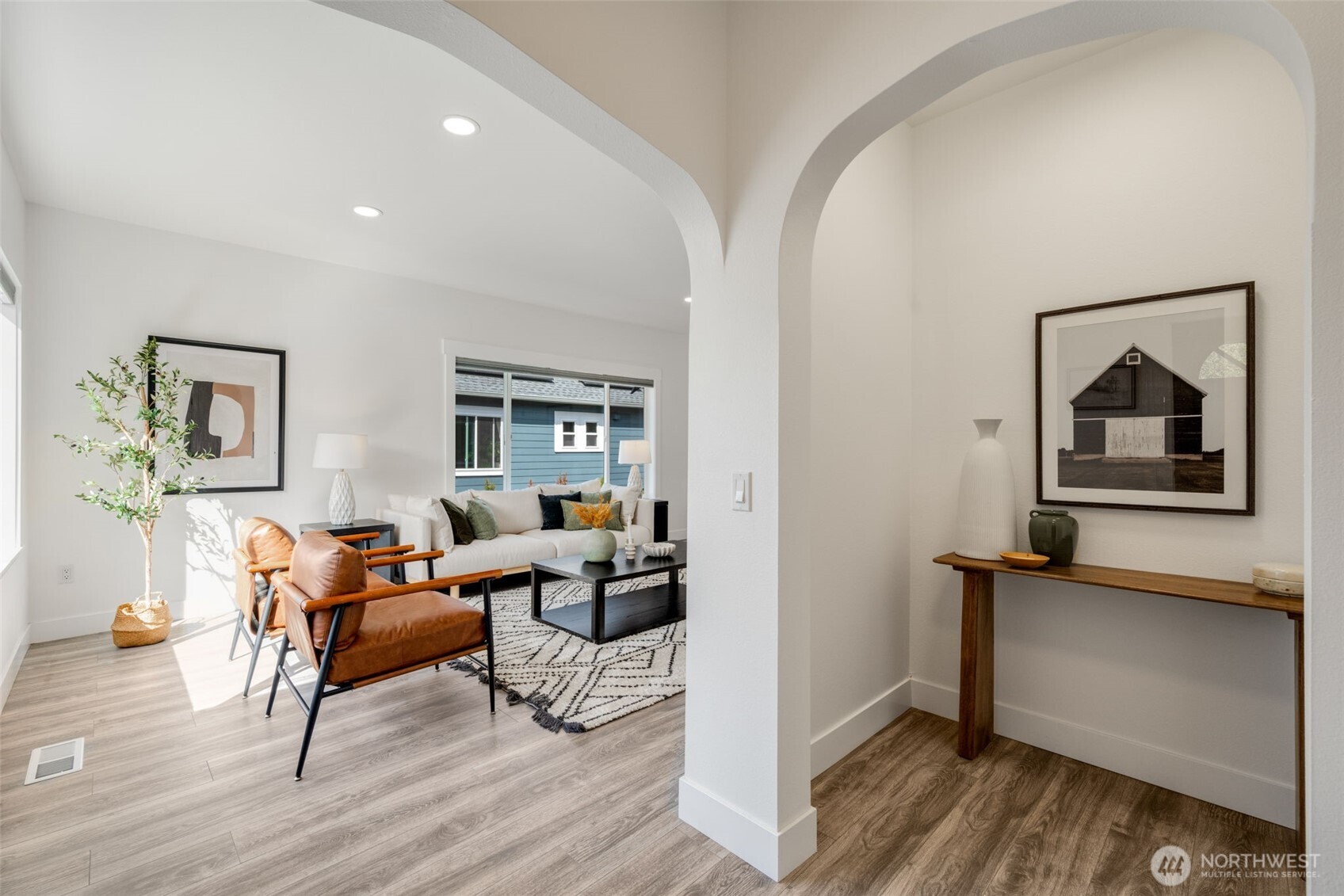 328 26th Avenue , Seattle, WA 98122