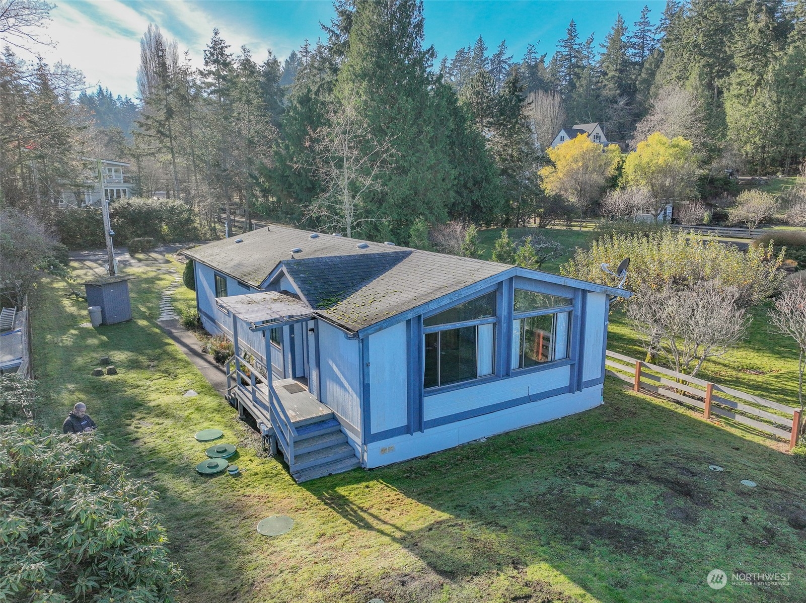 8552 NE Gordon Drive , Bainbridge Island, WA 98110
