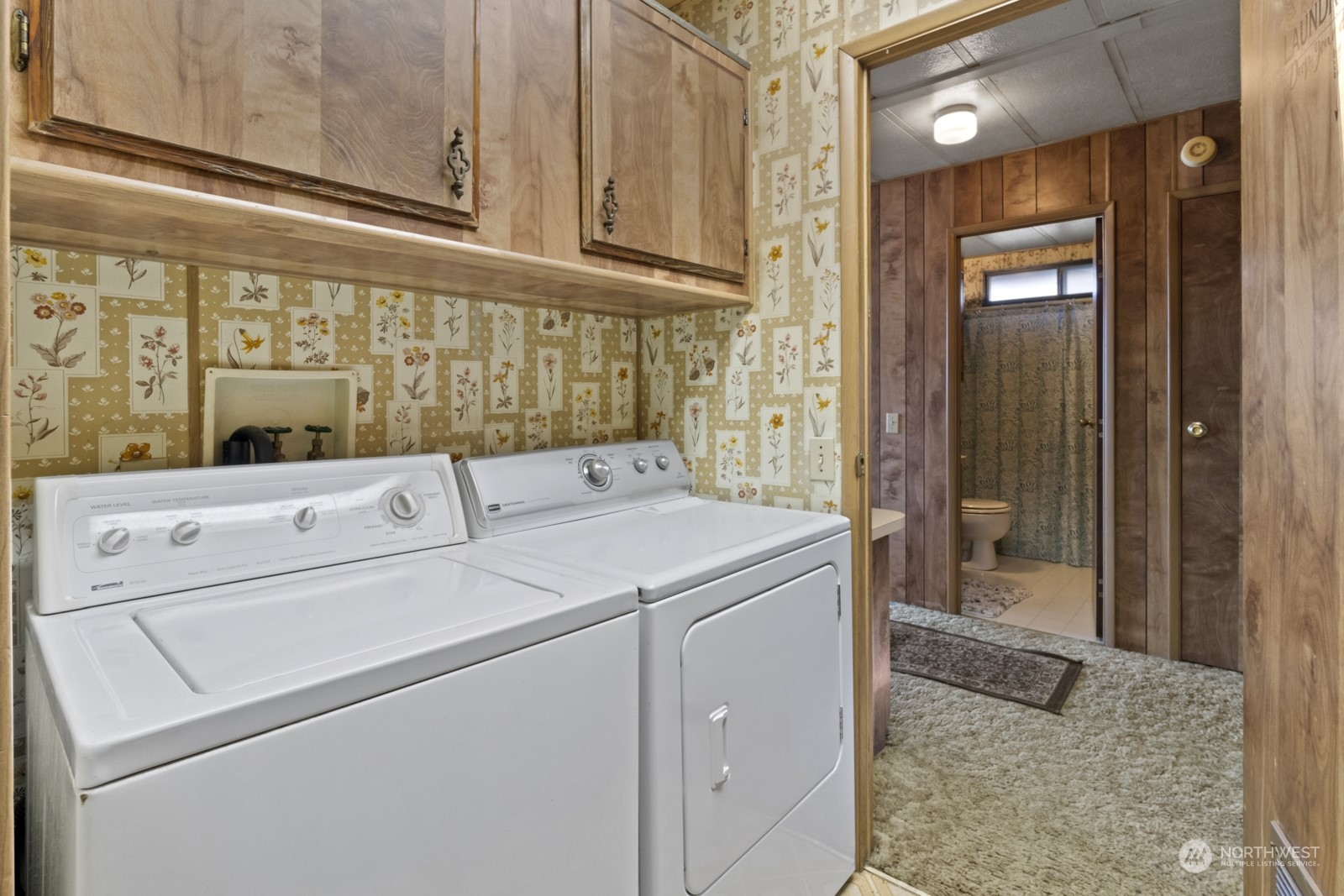 8552 NE Gordon Drive , Bainbridge Island, WA 98110