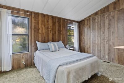 8552 NE Gordon Drive , Bainbridge Island, WA 98110 - Photo 20