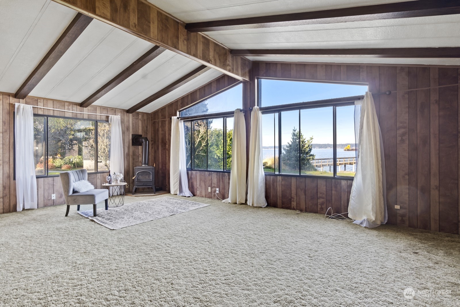 8552 NE Gordon Drive , Bainbridge Island, WA 98110