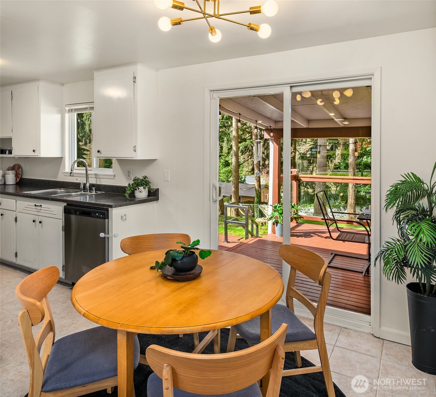 30811 7th Avenue SW, Federal Way, WA 98023-4603