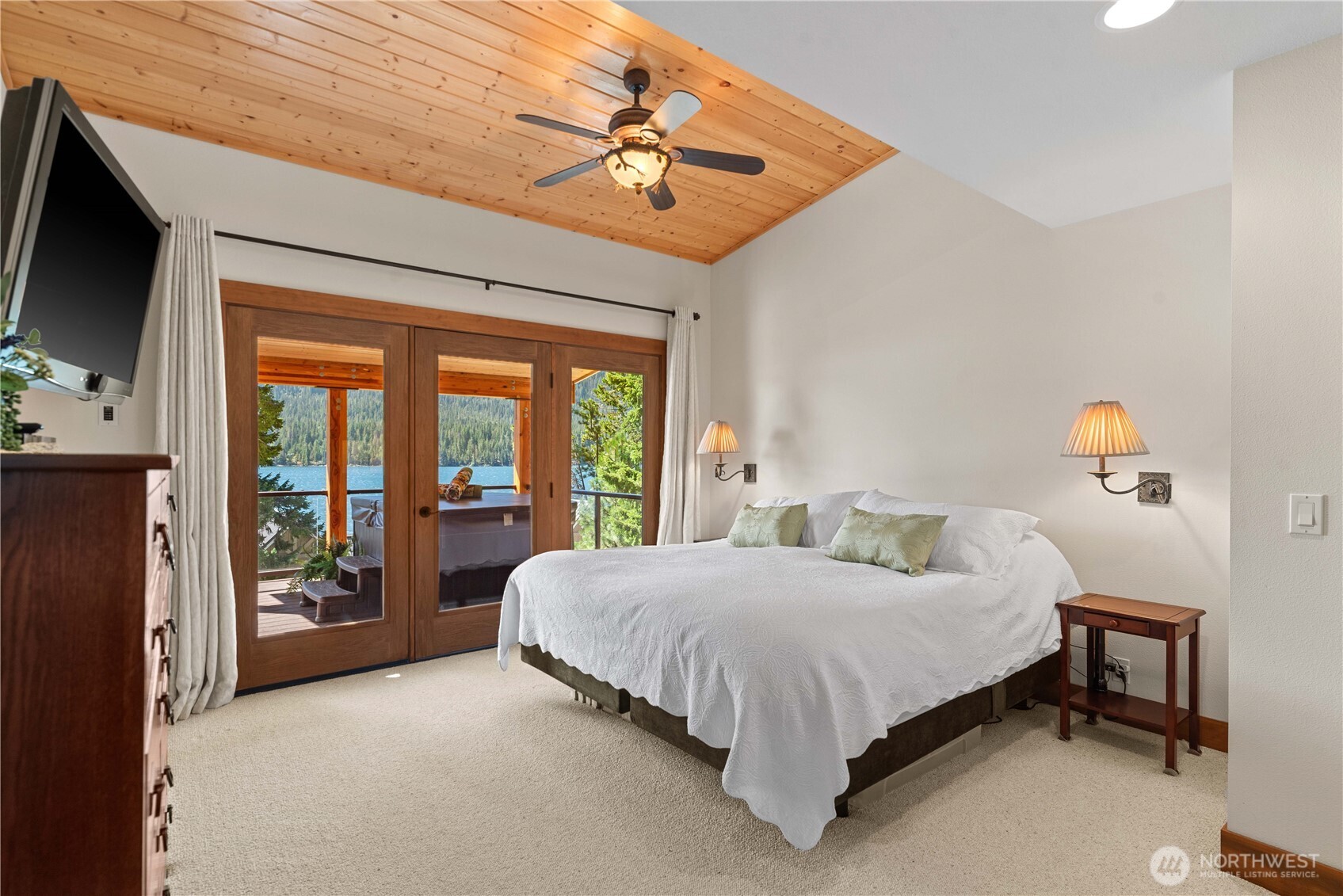 17294 North Shore Drive , Leavenworth, WA 98826