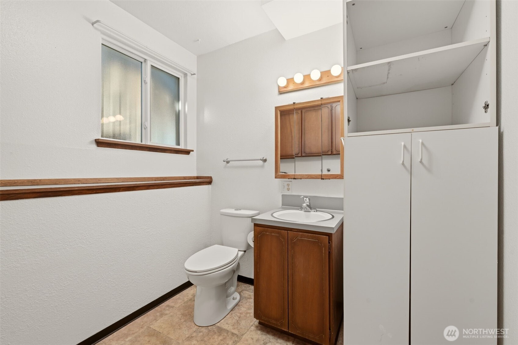 19002 63rd Street E, Lake Tapps, WA 98391