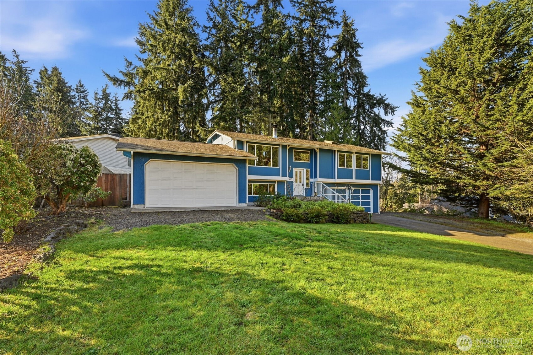 19002 63rd Street E, Lake Tapps, WA 98391