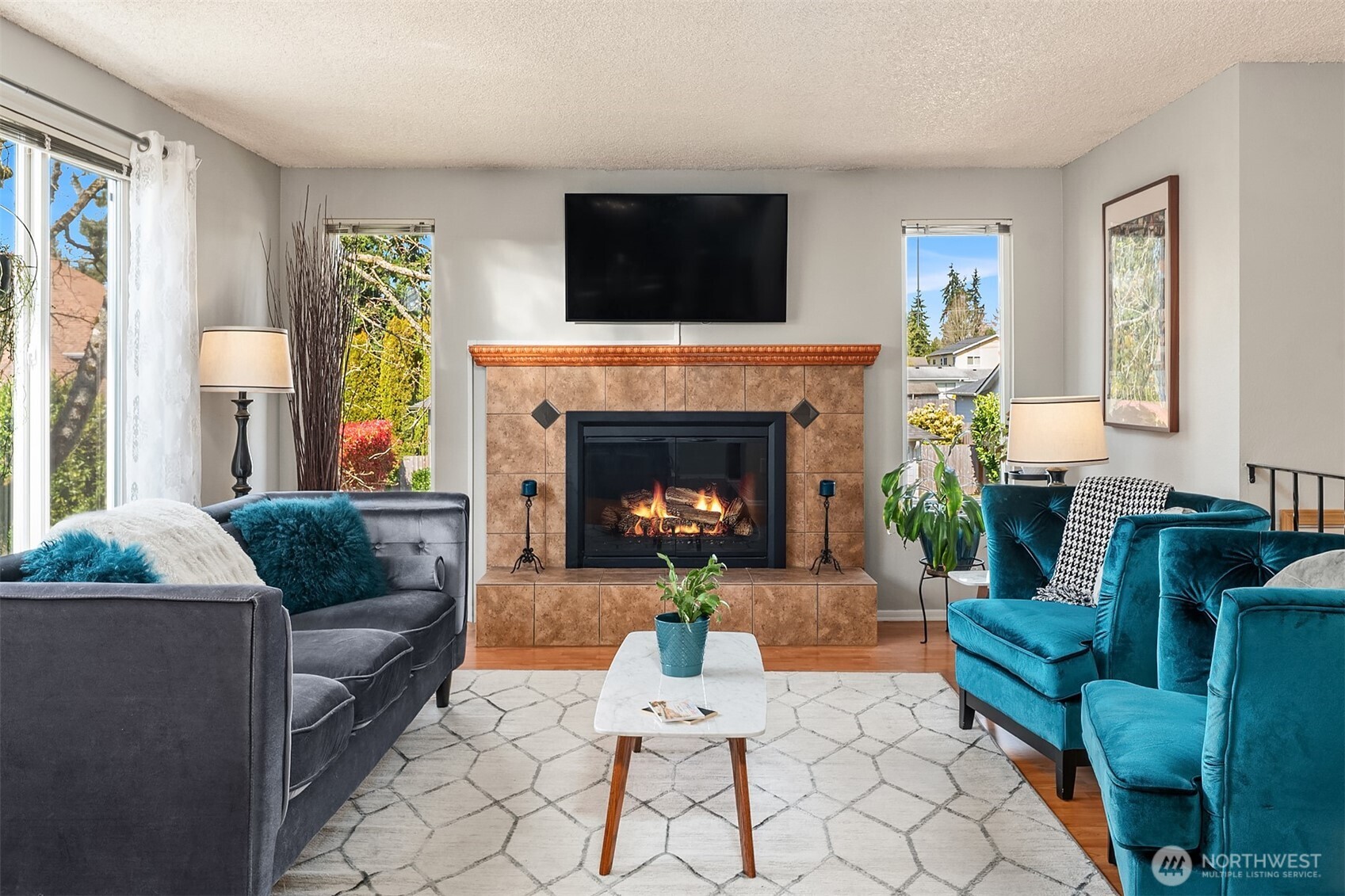 4930 189th Street SW, Lynnwood, WA 98036