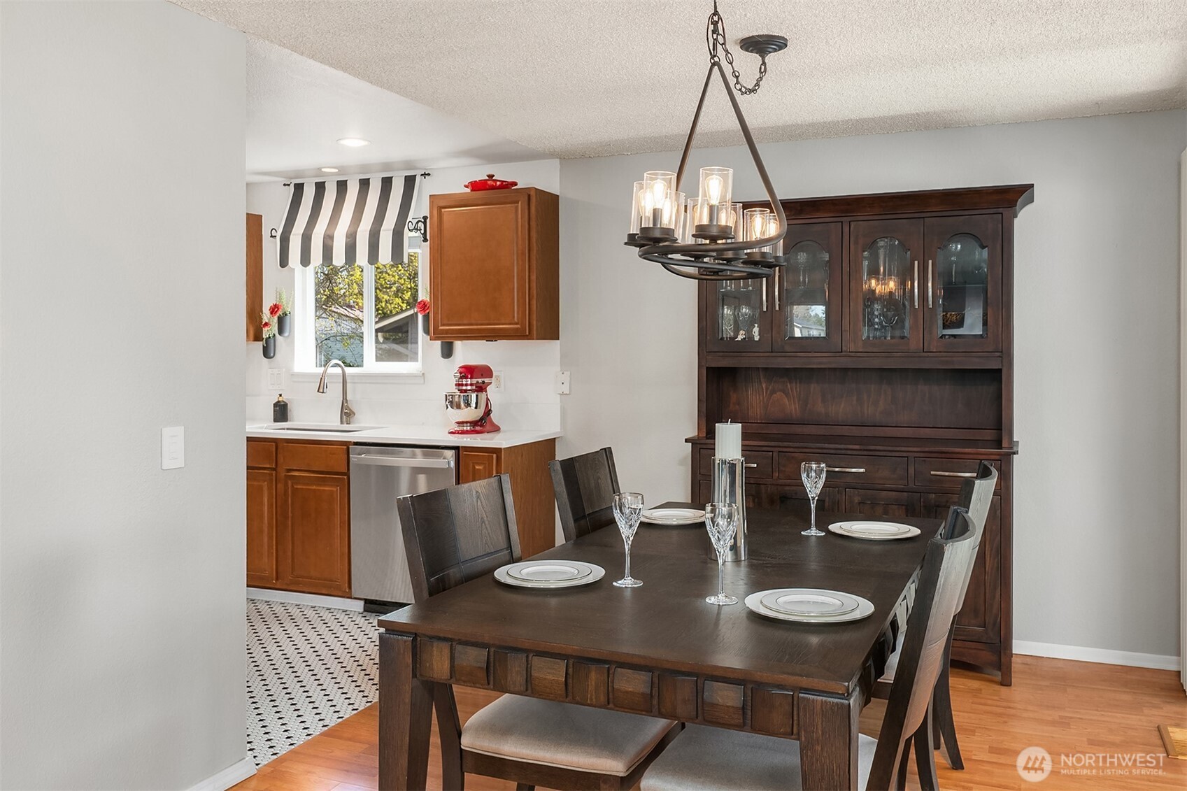 4930 189th Street SW, Lynnwood, WA 98036