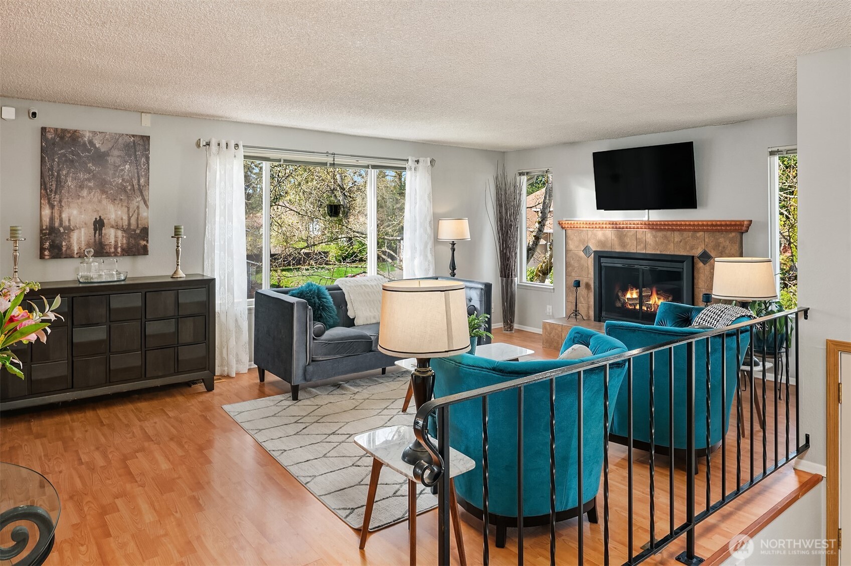 4930 189th Street SW, Lynnwood, WA 98036