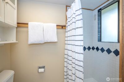 5501 NW Glenn Firs Lane , Silverdale, WA 98383 - Photo 16