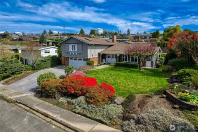 2008 121st Avenue SE, Bellevue, WA 98005