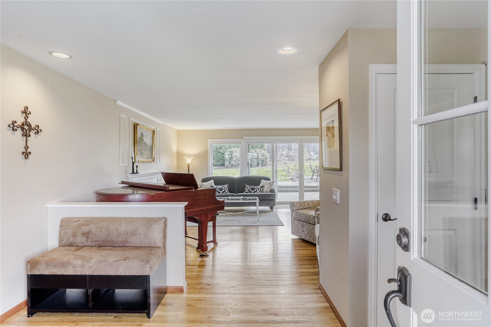 2008 121st Avenue SE, Bellevue, WA 98005